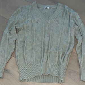 V-Neck Cable Knit Sweater in Green